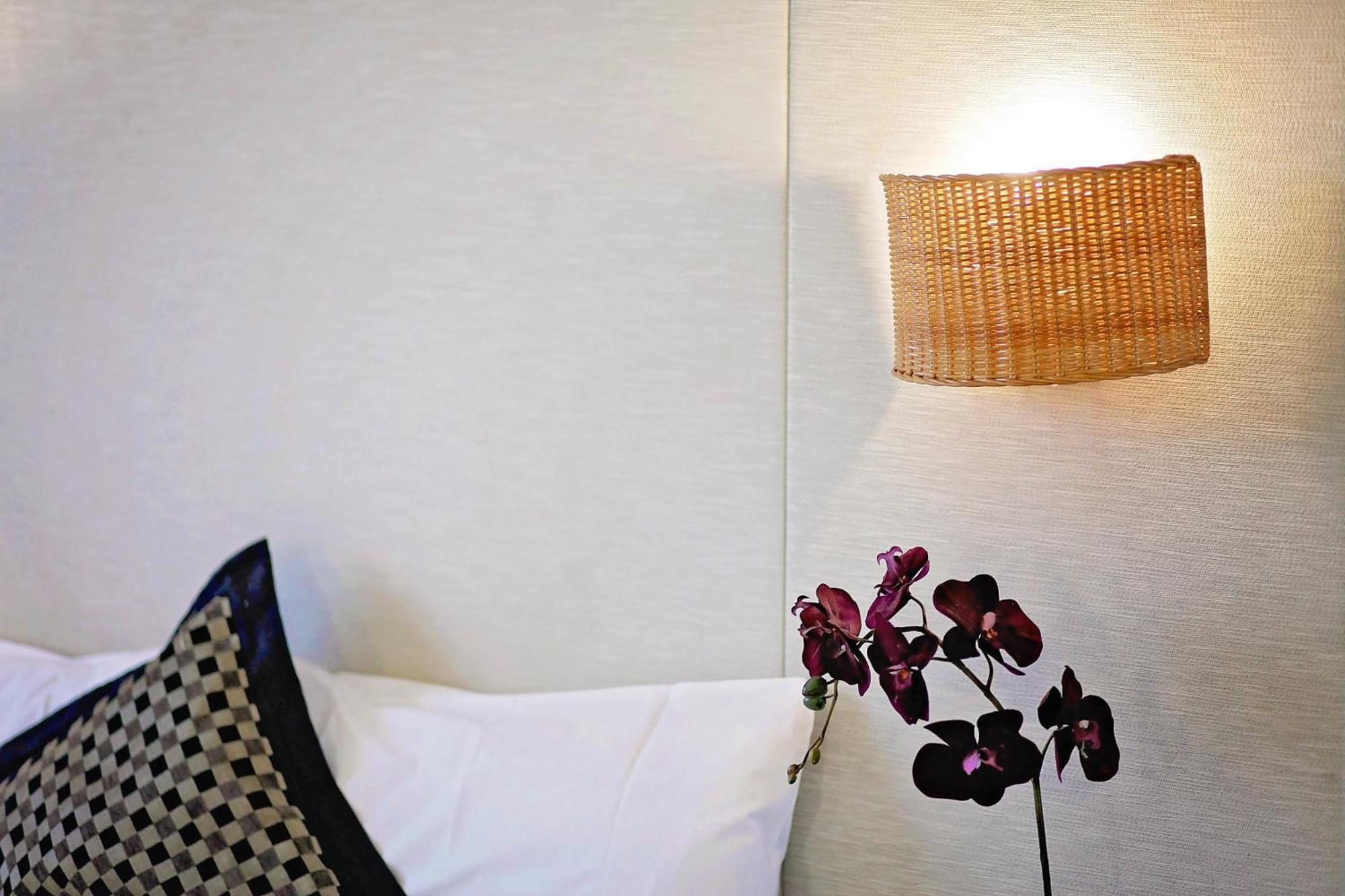 Golden Pebble Hotel Wantirna Room photo